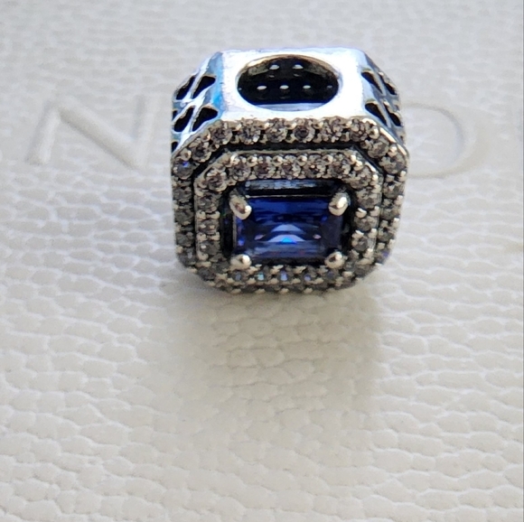 Pandora Blue Sparkling Levelled Rectangular Charm - Picture 5 of 12